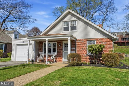 2057 Parkdale Ave, GLENSIDE, PA, 19038-5319 | Card Image