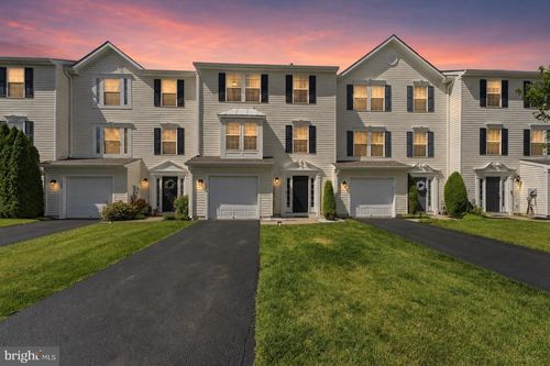 164 S Savanna Dr, POTTSTOWN, PA, 19465-6604 | Card Image