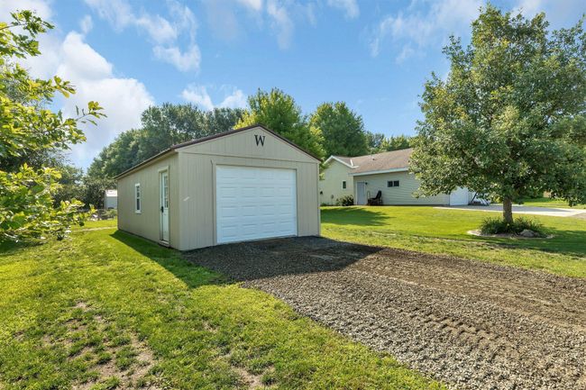 543 6 Th St, House other with 4 bedrooms, 4 bathrooms and null parking in Buffalo Lake MN | Image 36