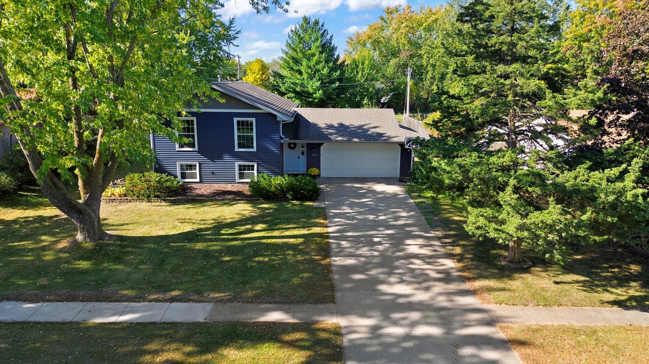 Mcintosh Dr, Saint Paul, MN 55124