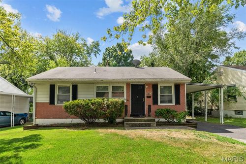 416 Lanark Rd, Saint Louis, MO, 63137-4012 | Card Image