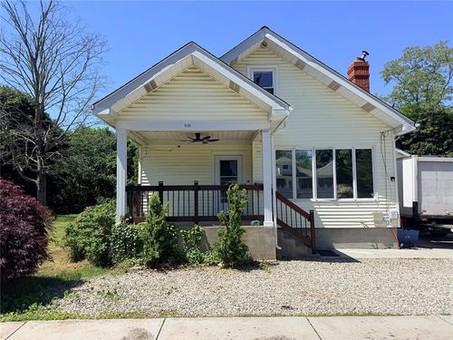 398 Great Rd, Lincoln, RI, 02865-3944 | Card Image