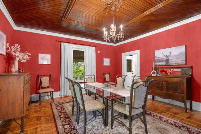 4950 Penetanguishene Rd, House other with 4 bedrooms, 3 bathrooms and 10 parking in Hillsdale ON | Image 16