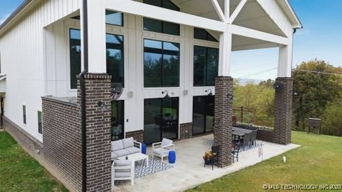 73015 Whispering Oaks Dr, Wagoner, OK, 74467-3732 | Card Image