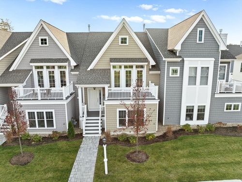 99 Sunflower Way, Plymouth, MA, 02360-5531 | Card Image