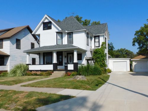 319 Lincoln Way, Dixon, IL, 61021-2020 | Card Image