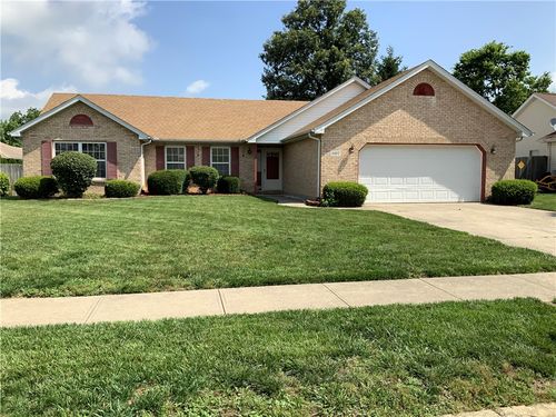 807 Plover Ln, Englewood, OH, 45315-8757 | Card Image