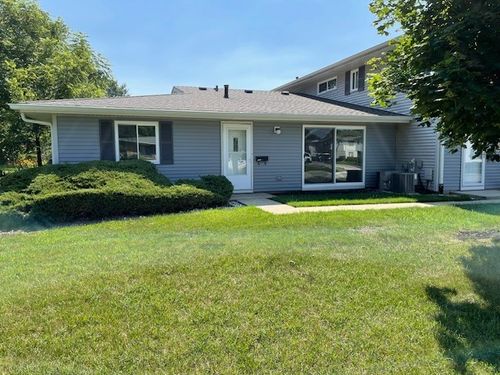 1804-1040 Quanset Ct, Schaumburg, IL, 60194-4314 | Card Image