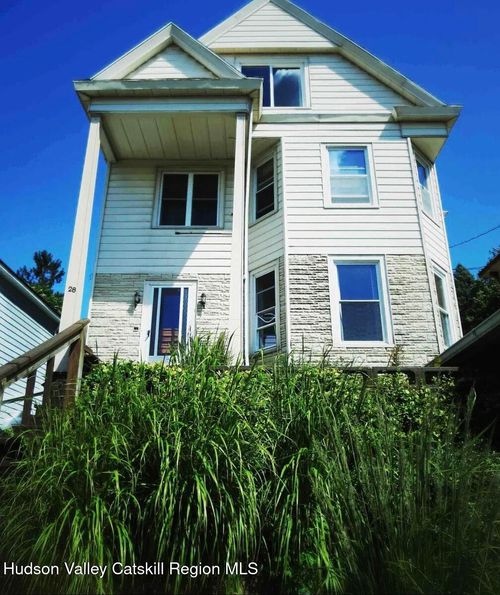apt-2e-28 New St, Catskill, NY, 12414-1272 | Card Image