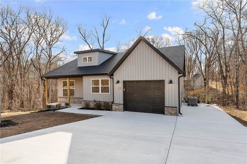 13 Alexis Cir, Bella Vista, AR, 72715-6118 | Card Image