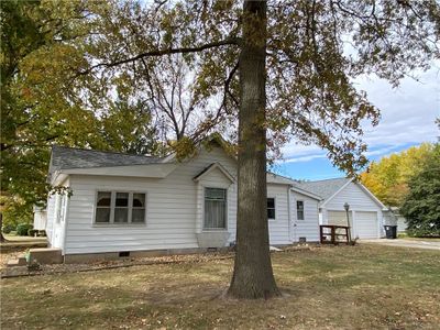 506 W 8th Street, House other with 3 bedrooms, 1 bathrooms and null parking in Neoga IL | Image 3