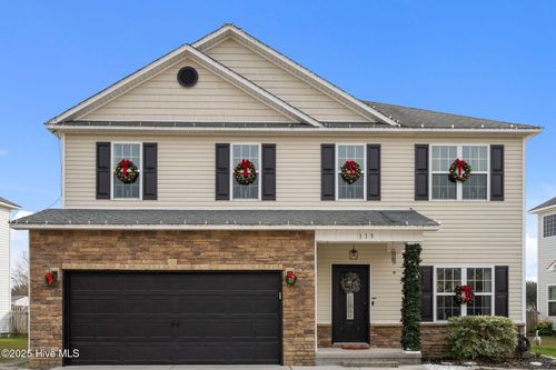 113 Long Pond Dr, Sneads Ferry, NC, 28460-8308 | Card Image