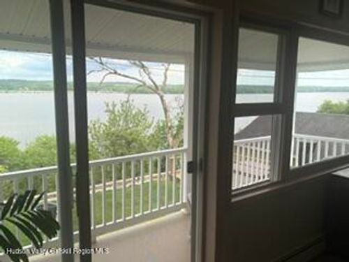 135 Hudson St, Glasco, NY, 12432-8512 | Card Image