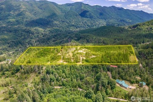 35022 Se 332nd St, Ravensdale, WA, 98051-8935 | Card Image