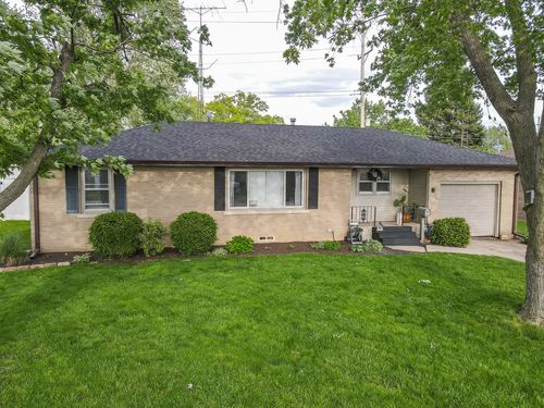 540 Jonette Ave, Bradley, IL, 60915-1120 | Card Image