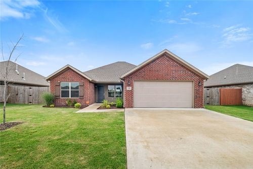 1100 Moonrise St, Bentonville, AR, 72713-6085 | Card Image