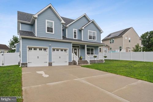 4 Harpoon Dr, Barnegat, NJ, 08005-1305 | Card Image