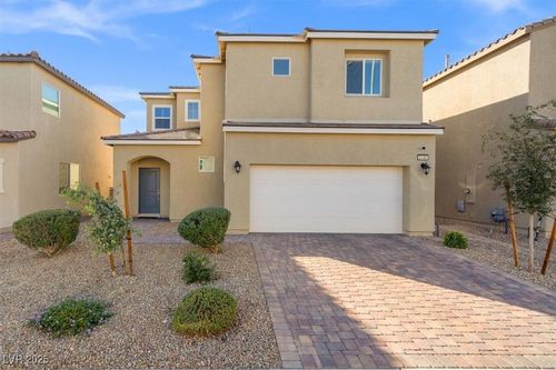 2105 Stone Well Rd, North Las Vegas, NV, 89031-3892 | Card Image