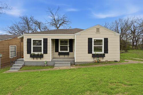 4867 Lawther Dr, River Oaks, TX, 76114-2137 | Card Image