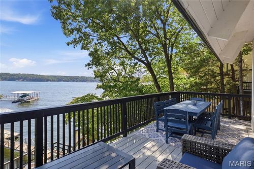 28 Shelter Cv, OSAGE BEACH, MO, 65065-5504 | Card Image