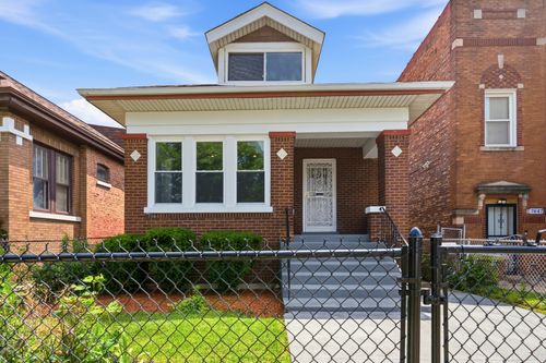 7643 S Paulina St, Chicago, IL, 60620-4439 | Card Image