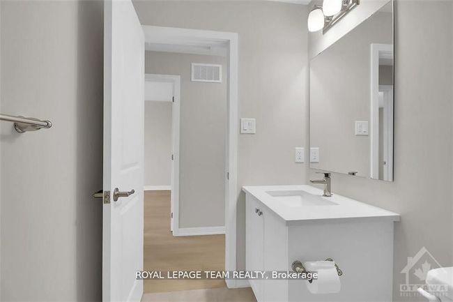 720 Lillian Freiman Private, Condo with 2 bedrooms, 3 bathrooms and 1 parking in Barrhaven ON | Image 8