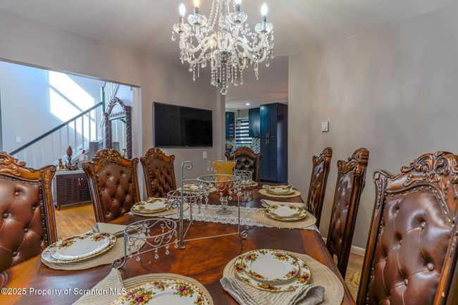 Dining (3) | Image 24