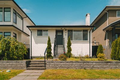 11 Howard Ave, House other with 6 bedrooms, 3 bathrooms and 3 parking in Burnaby BC | Image 1