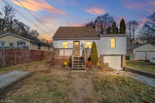 2719 Mohican Blvd, Akron, OH, 44312-4515 | Card Image