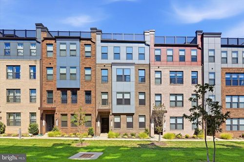 44531 Wolfhound Sq, ASHBURN, VA, 20147-6347 | Card Image