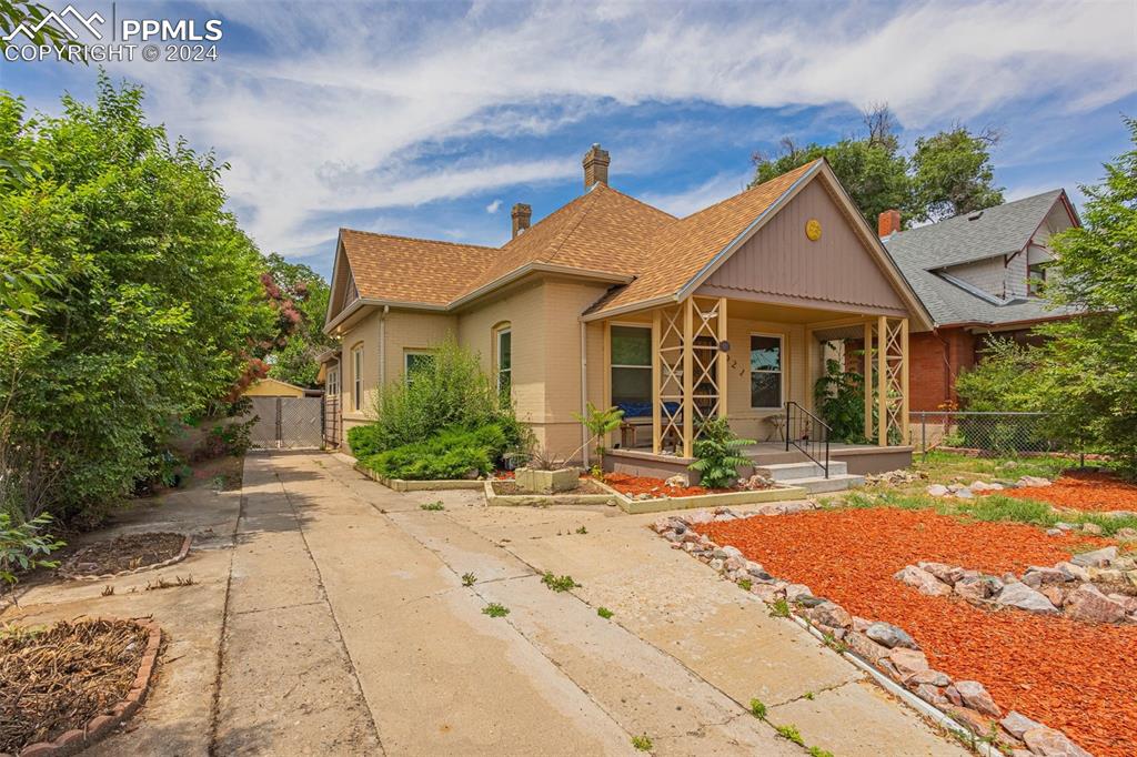 Lake Ave, Pueblo, CO 81004