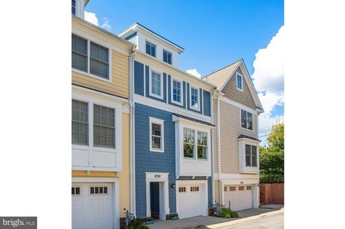 8920 Courts Way, SILVER SPRING, MD, 20910-2276 | Card Image
