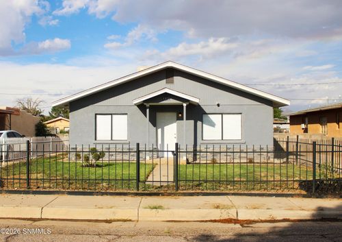1212 Douglas Dr, Las Cruces, NM, 88005-1909 | Card Image