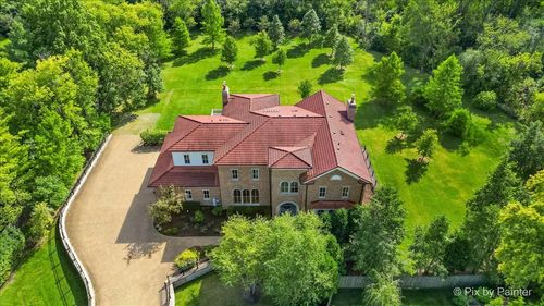 27 W Onwentsia Rd, Lake Forest, IL, 60045-2822 | Card Image