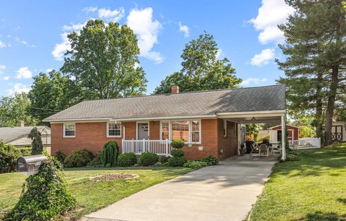 208 Tuxedo Rd, STAUNTON, VA, 24401-2678 | Card Image