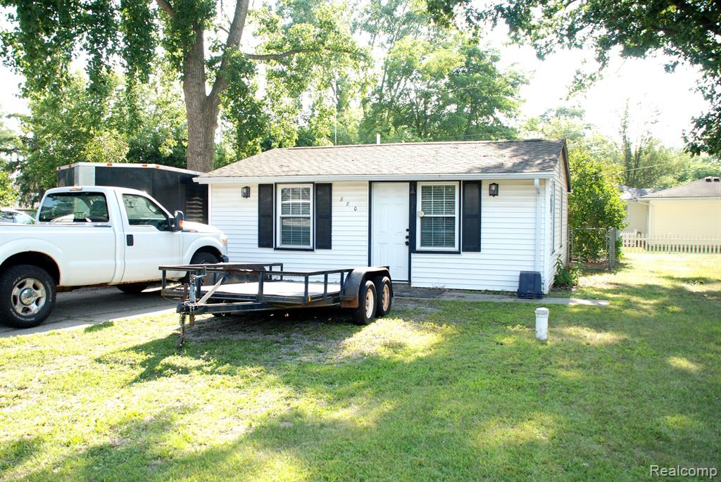 Round Lake Rd, White Lake, MI 48386 #1
