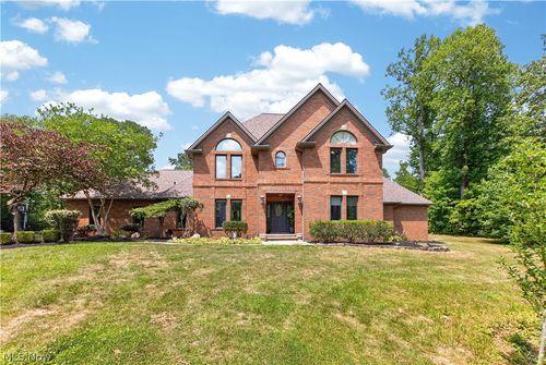 12145 Reserve Ln, Chesterland, OH, 44026-2100 | Card Image