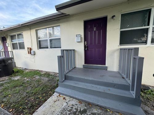 1-907 8th St, West Palm Beach, FL, 33401-3646 | Card Image