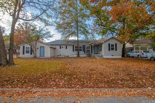 4201 N Cypress St, North Little Rock, AR, 72116-8117 | Card Image