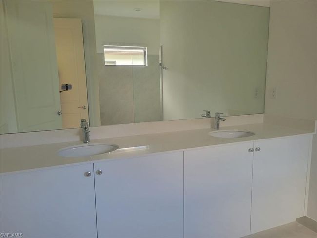 Full bathroom with double vanity | Image 15