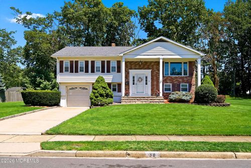 38 Brunswick Dr, Howell, NJ, 07731-1723 | Card Image