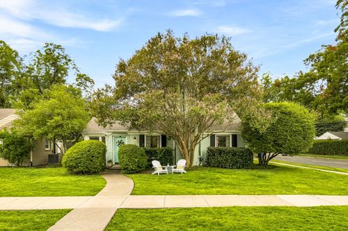 6000 Revere Pl, Dallas, TX, 75206-5726 | Card Image