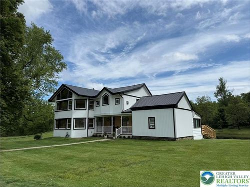 940 Jacktown Rd, Bangor, PA, 18013-9208 | Card Image