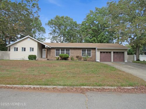 738 Oxford Rd, Lanoka Harbor, NJ, 08734-1519 | Card Image