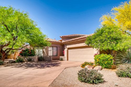 11015 E Desert Vista Dr, Scottsdale, AZ, 85255-8061 | Card Image