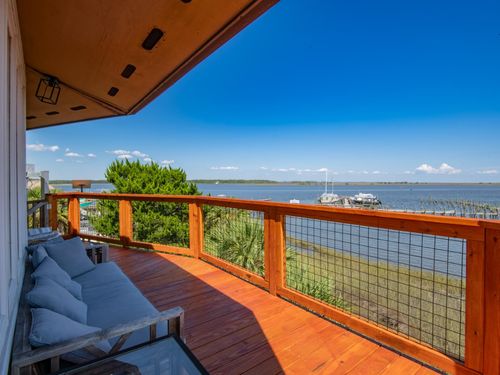 43 Wood Stork Dr, Panacea, FL, 32346-2491 | Card Image