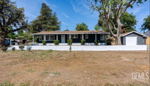 2800 Skyline Blvd, Bakersfield, CA, 93305-1862 | Card Image