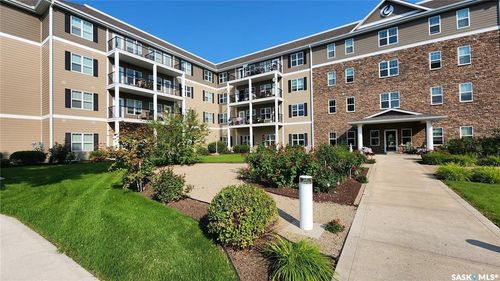 225-680 7th Avenue E, Melville, SK, S0A2P0 | Card Image