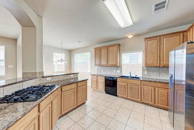 11512 Shadow Creek Dr, House other with 4 bedrooms, 2 bathrooms and 4 parking in Manor TX | Image 16