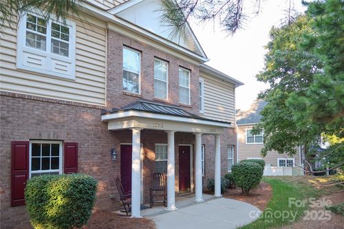 12008 Bordeaux St, Charlotte, NC, 28277-3199 | Card Image